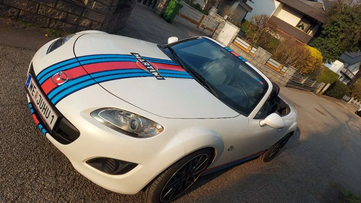 Mazda Mx-5 2010 photo 2