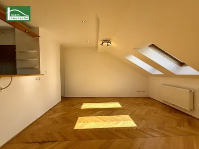 Großzügige 3-Zimmer-Wohnung mit ca. 90 m² inkl. Terrasse, Einbauküche und Klimaanlage!
