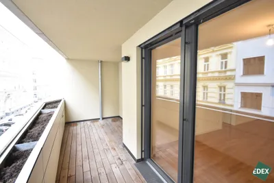 Moderne und großzügige 2-Zimmer-Wohnung mit Loggia in Augartennähe – Bild 3