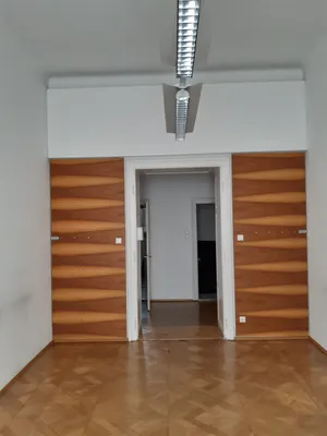 6-Zimmer-Wohnung mieten in Graz – 180 m², € 2.675 – Bild 12 von 33