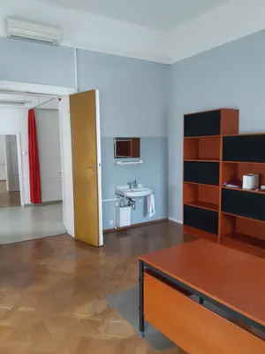 6-Zimmer-Wohnung mieten in Graz – 180 m², € 2.675 – Bild 3 von 33