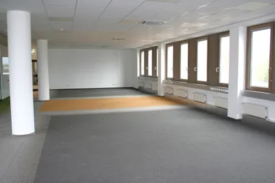 Gewerbeimmobilie mieten in Wien – 4 799 m², € 10 – Bild 5 von 9