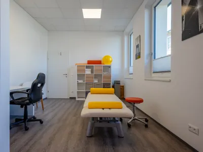 6-Zimmer-Gewerbeimmobilie mieten in Spittal an der Drau – 200 m², € 9 – Bild 5 von 7