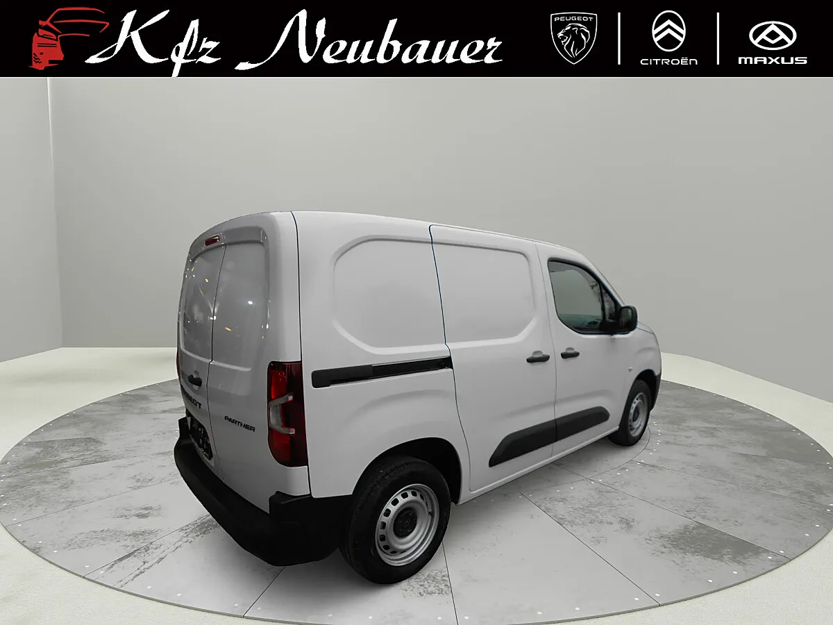Peugeot Partner Standard L1 BlueHDi 100 S&S Premium Transporter / Kastenwagen – Bild 4