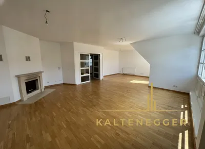 Repräsentative Dachgeschosswohnung in Grinzing – Bild 2