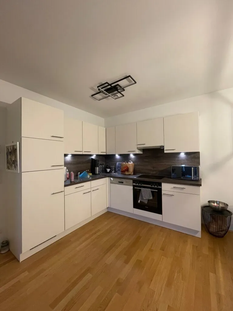 Gepflegte 65m² Wohnung mit Pellets-Zentralheizung, Energieausweis Klasse A, Loggia, Tiefgaragenstellplatz - Ansicht 3