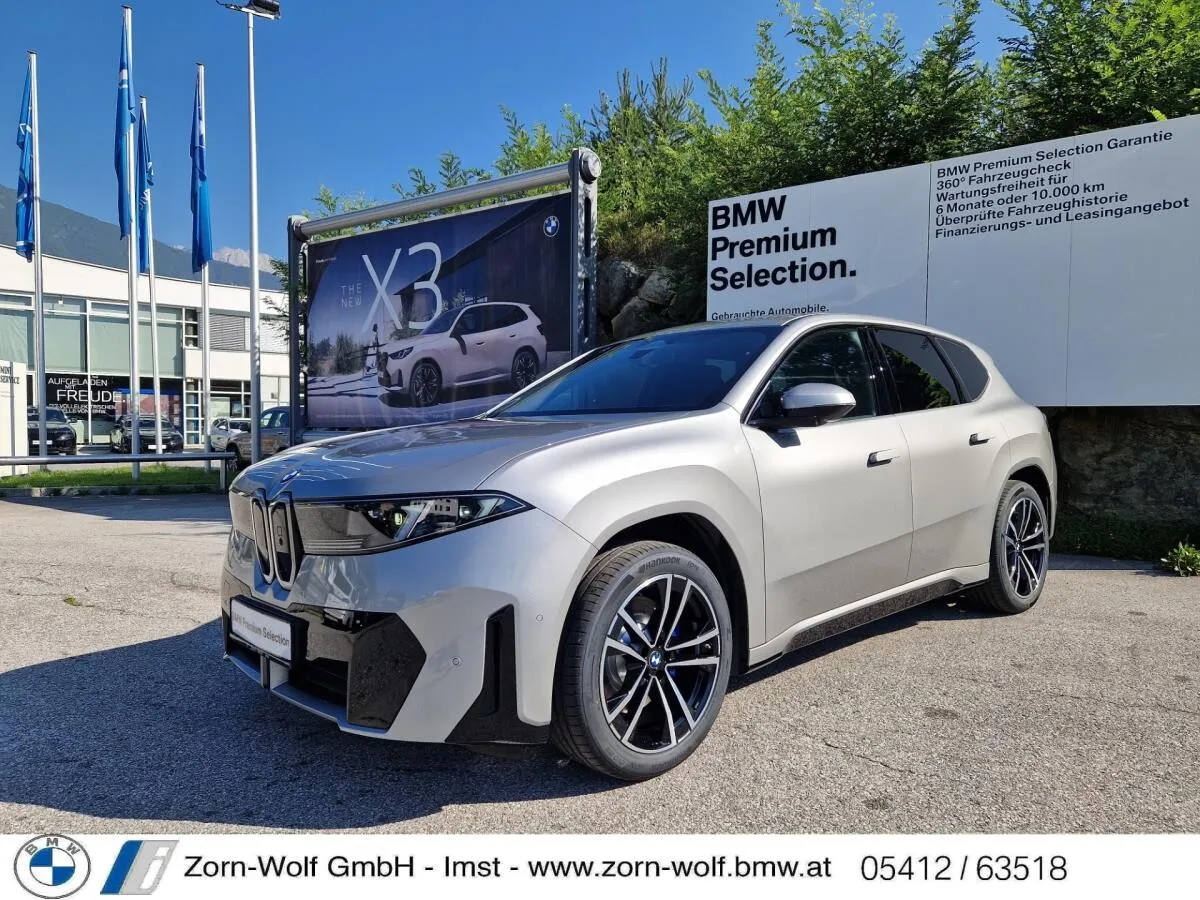 BMW iX3
