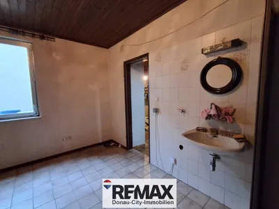 8-Zimmer-Gewerbeimmobilie kaufen in Bruck an der Leitha – 230 m², € 360.000 – Bild 31 von 54