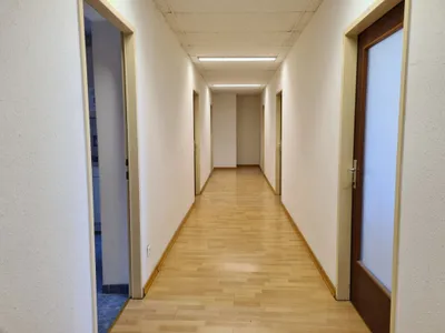 1-Zimmer-Gewerbeimmobilie mieten in Wien – 34 m², € 300 – Bild 4 von 5