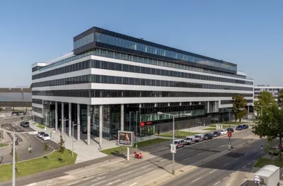 Gewerbeimmobilie mieten in Wien – 3 000 m², € 34 – Bild 1 von 14