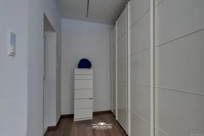 5-Zimmer-Wohnung mieten in Vöcklabruck – 230 m², € 1.999 – Bild 13 von 25