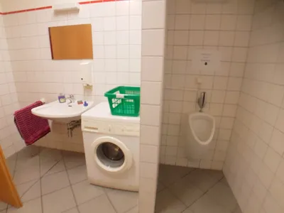 Gewerbeimmobilie mieten in Wien – 907 m² – Bild 39 von 39