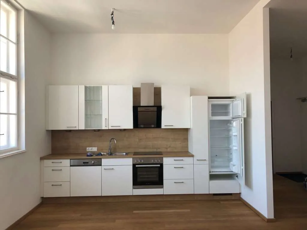 Hochwertige 3-Zimmer Wohnung in Zentrumslage – pohled 2