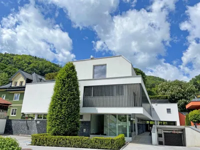 4-Zimmer-Wohnung mieten in Hallein – 103 m², € 2.100 – Bild 1 von 15