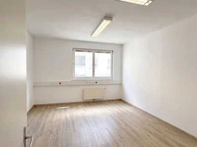 Gewerbeimmobilie mieten in Graz – 177 m², € 12 – Bild 1 von 8
