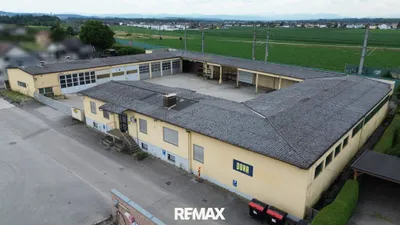 Gewerbeimmobilie kaufen in Amstetten – 3 237 m², € 650.000 – Bild 1 von 13