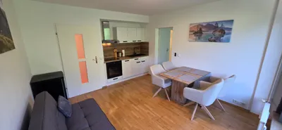2-Zimmer-Wohnung mieten in Gmunden – 41 m², € 870 – Bild 2 von 12