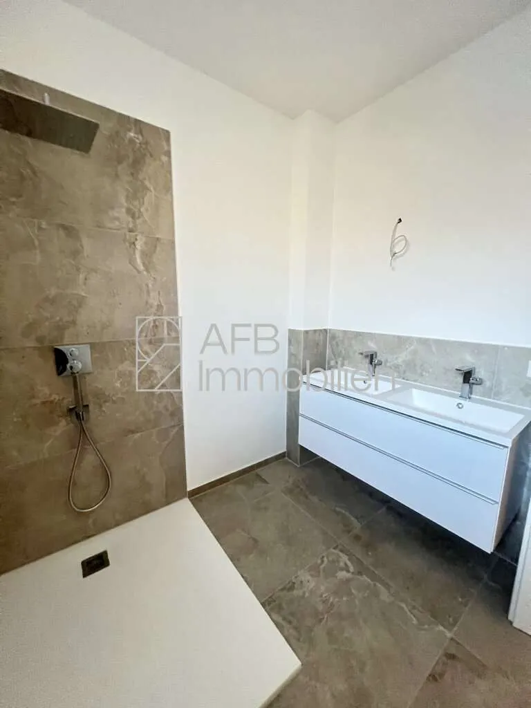 Erstbezug in Stattegg - 3-Zimmer-Wohnung mit Garten, Terrasse & 2 Parkplätzen - Ansicht 3