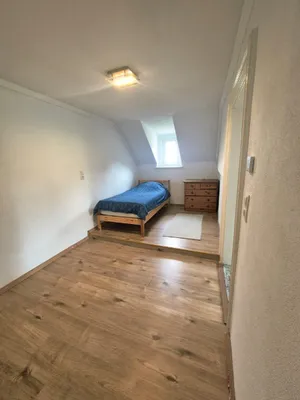 3-Zimmer-Haus mieten in Gmunden – 70 m², € 900 – Bild 12 von 21