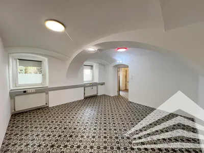 3-Zimmer-Gewerbeimmobilie mieten in Linz – 52 m², € 800 – Bild 3 von 7