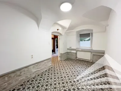 3-Zimmer-Gewerbeimmobilie mieten in Linz – 52 m², € 800