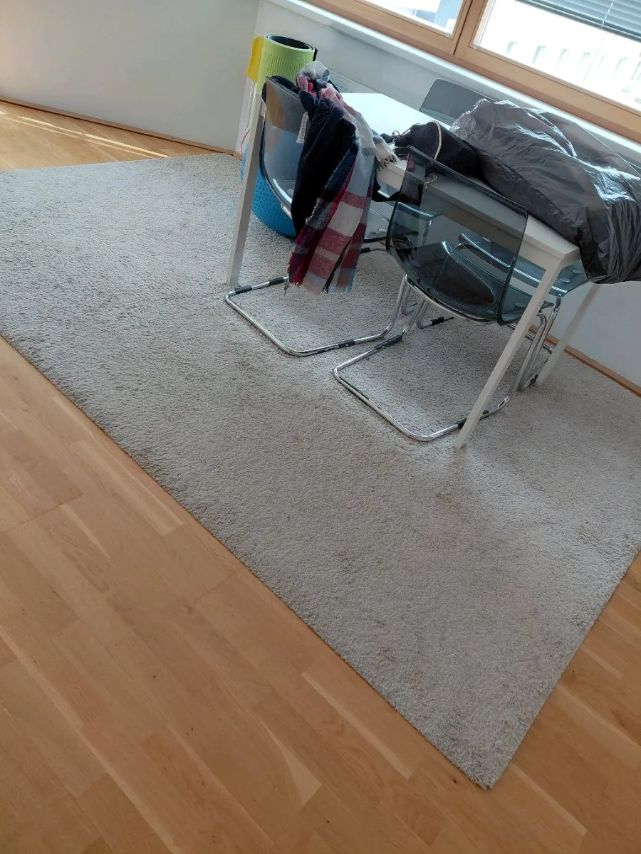 Ikea Adum - jetzt Stoense - Teppich 200x300, € 25,- (1120 Wien)