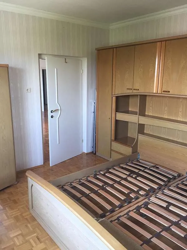 Zentral gelegene, ruhige 3-Zimmer (87,5 m²) Wohnung mit südseitiger Loggia und Garage in STEGERSBACH – pohled 3