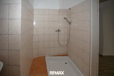 7-Zimmer-Haus kaufen in Horn – 220 m², € 227.000 – Bild 6 von 35
