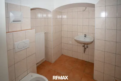 7-Zimmer-Haus kaufen in Horn – 220 m², € 227.000 – Bild 5 von 35