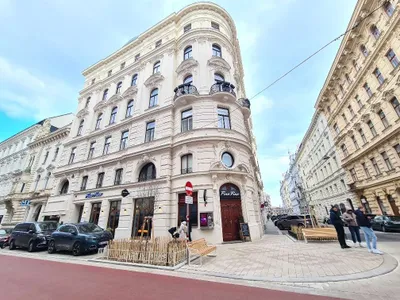Exklusive Altbau-Wohnung im Herzen des Botschaftsviertel von 1040 Wien – Bild 2