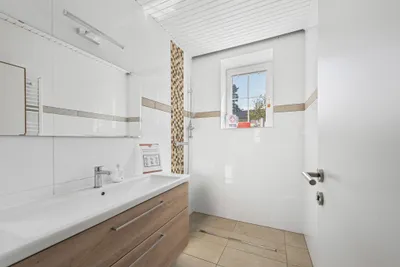 5-Zimmer-Gewerbeimmobilie kaufen in Wiener Neustadt – 205,26 m², € 585.000 – Bild 8 von 33