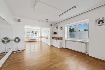 5-Zimmer-Gewerbeimmobilie kaufen in Wiener Neustadt – 205,26 m², € 585.000 – Bild 4 von 33