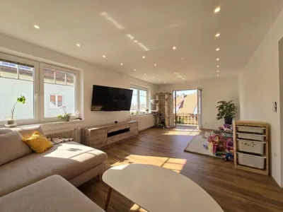3-Zimmer-Haus kaufen in Hollabrunn – 92 m², € 329.000 – Bild 2 von 16