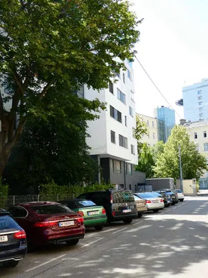 4-Zimmer-Wohnung mieten in Wien – 104 m², € 2.127