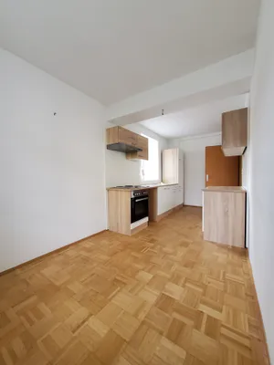3-Zimmer-Wohnung mieten in Bruck-Mürzzuschlag – 79 m², € 749 – Bild 2 von 10