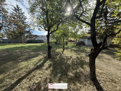 Grundstück kaufen in Bruck an der Leitha – 1 581 m², € 229.000 – Bild 2 von 3