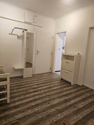 Große 3 Zimmer Wohnung zentral in Wien 1200 ab sofort
