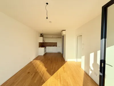Wunderbare 2 Zimmer Wohnung im ruhigen Teil von Simmering - absolute Ruhelage inkl. Terrasse und Klimaanlage