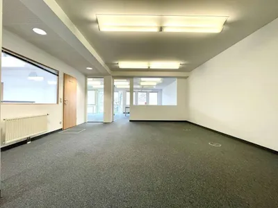 6-Zimmer-Gewerbeimmobilie mieten in Wien – 233 m², € 2.317 – Bild 8 von 12