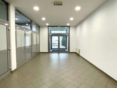 6-Zimmer-Gewerbeimmobilie mieten in Wien – 233 m², € 2.317 – Bild 4 von 12