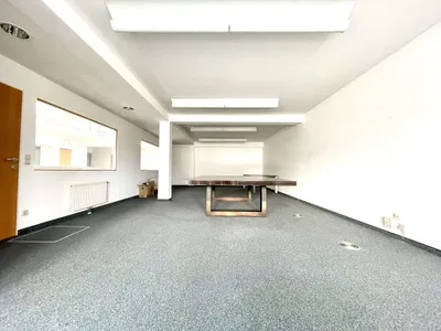 6-Zimmer-Gewerbeimmobilie mieten in Wien – 233 m², € 2.317 – Bild 10 von 12