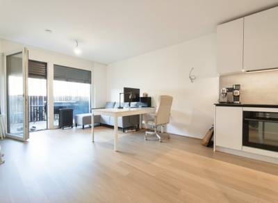Pauschalmiete inklusive Warmwasser, Heizung & Kühlung - Moderne 2-Zimmer-Wohnung mit großzügigem Balkon und stilvoller Ausstattung