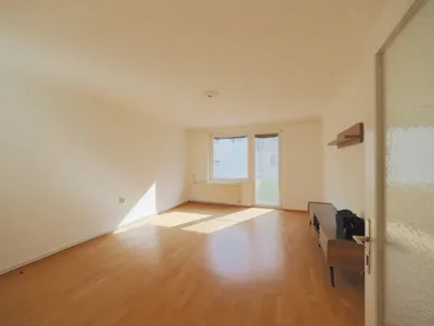 3-Zimmer-Wohnung kaufen in Baden – 74,74 m², € 148.000