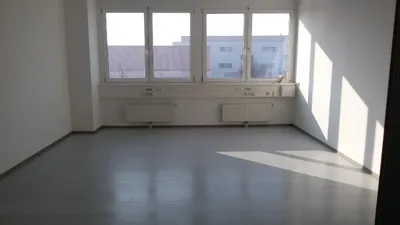 2-Zimmer-Gewerbeimmobilie mieten in Wels – 44 m², € 532 – Bild 2 von 5