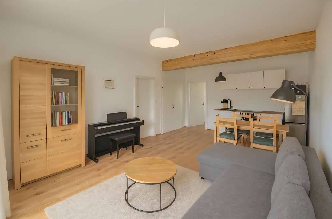 GRATIS WOHNEN - 1. Monat KOSTENLOS! Top 3-ZIMMER Wohnung mit riesigem BALKON - Skats 3