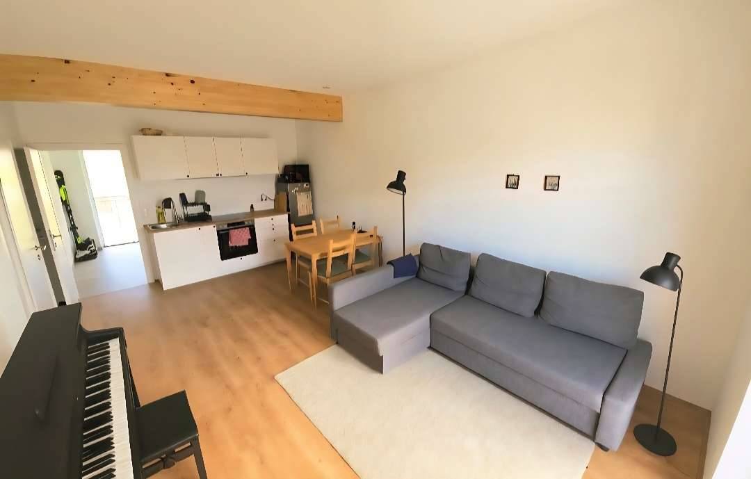 GRATIS WOHNEN - 1. Monat KOSTENLOS! Top 3-ZIMMER Wohnung mit riesigem BALKON - Skats 2