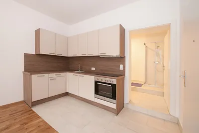 1-Zimmer-Wohnung mieten in Steyr – 45,72 m², € 605 – Bild 2 von 11