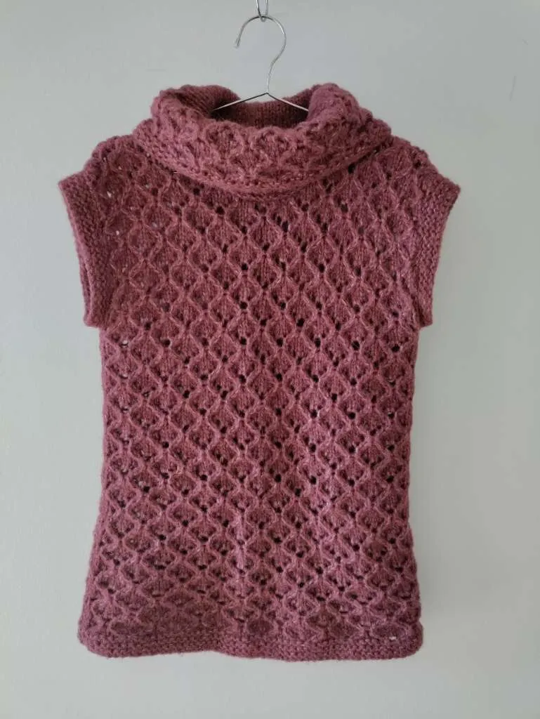 handgestrickter Pullunder