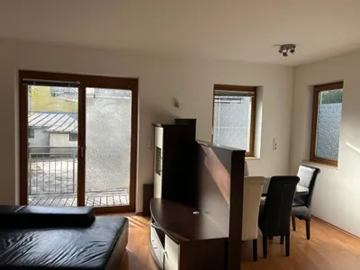 2-Zimmer-Wohnung mieten in Innsbruck-Land – 45 m², € 1.073 – Bild 2 von 8