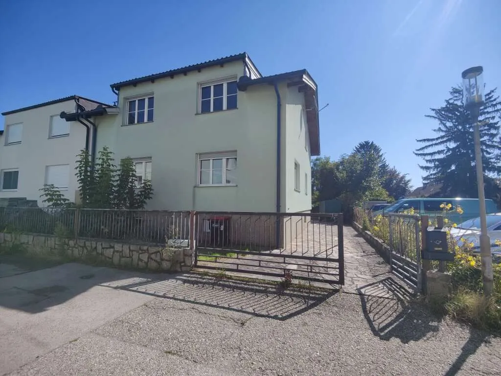 Top-sanierte 4-Zimmer-Familienoase mit großem Keller, Garage und perfekter Lage in Stockerau! - Veduta 2
